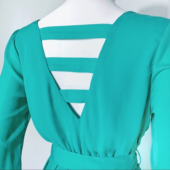 Arden B. Teal Dress w/ Triangle Cutout on Back - Picture 5 of 16